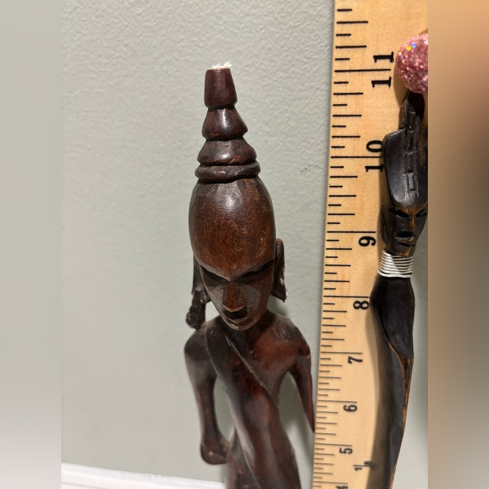 VTG Ugandan 1976 Hand Carved Wooden Maasai Warrior Figurine - Picture 9 of 16